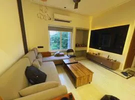 Vinajay l 3bhk l Terrace view l Car Park l Centrally located