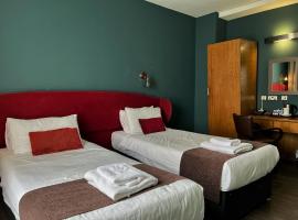 HNFC Stays - Dubai studio, hotel in Elswick