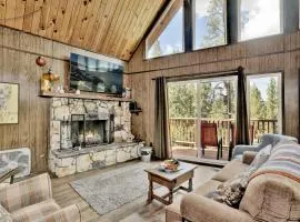 Modoc Cabin at Big Bear Village - Charming Downtown Family Retreat - Foosball - Fireplace - Sun Deck