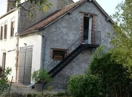La Maréchalerie, studio authentique au cœur d'un beau village Gâtinais