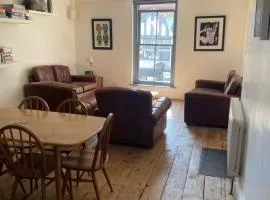 Bright spacious flat in the heart of town