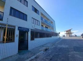 Peró Cabo Frio Apartamento em prédio de frente para o mar, hotel Cabo Frióban