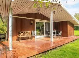 6 person holiday home in Fårvang