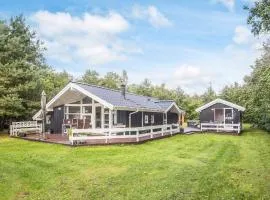 Holiday Home with Spa & Sauna