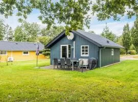 6 person holiday home in Hovborg
