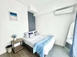 The Coastal Cove - One Bedroom