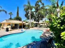 La Casita Poolside Retreat