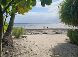 Rangiroa Maison entière privée 1 chambre 4 personnes climatisée, hotel in Ataiti