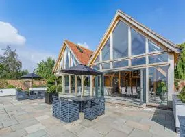 Oakwood Barn
