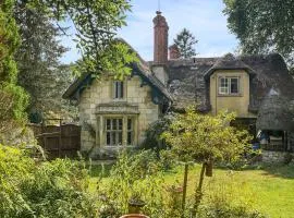The Old Lodge