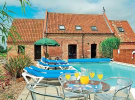 Timbers Barn - E3863, hotel in Runcton Holme