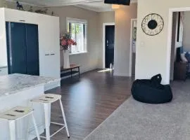 The cottage coghill