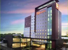 Ibis Makassar City Center