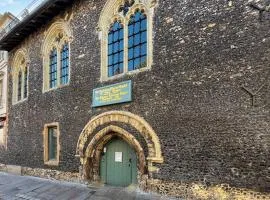 The Friars Apartment, Eastbridge Hospital