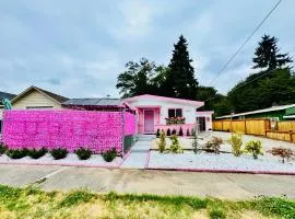 1 Bedroom Apartment 10 Minutes to SeaTac Airport