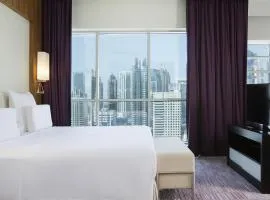 Pullman Dubai Jumeirah Lakes Towers