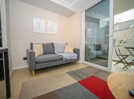 Luxury Stay in a Prime 1BR