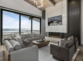 11494 N Ursa Circle- SkyRidge 5 BR Home with Hot Tub home