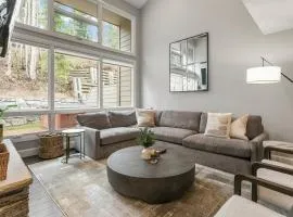 1158 - Three Bedroom Deluxe Stonebridge condo