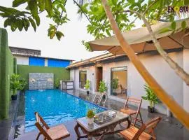 VG09 with huge Pool and bathtub