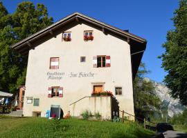 Hotel Zur Kirche โรงแรมในMagrè allʼ Adige