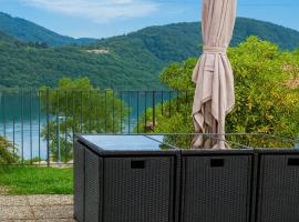 Casa A&E - Panoramic Lake Orta Views, hotel sa Oira