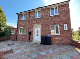 Detached 3-Bedroom House, Durham
