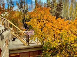 The 2 Magpies, Hunza, familiehotel i Alīābād