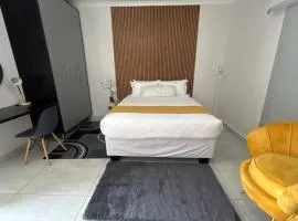 DonDave Guesthouse