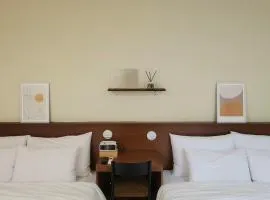 jeonju hotel book and type