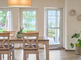 Villa Kanalblick, Schiffsdeck, Hotel in Oldenbüttel