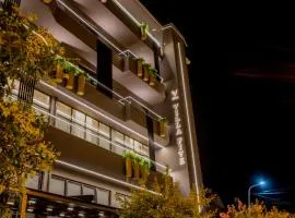 Villa Five Hotel