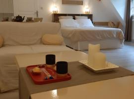 Suite Maraval Chez L'habitant, hôtel à Trélissac