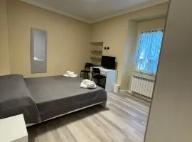 Casa Alone