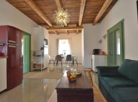 Green Escape-Entire House, hotel in Moldoveneşti