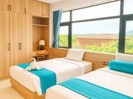 Blue Waves Hotel