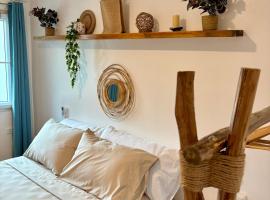 Hiraya Apartments, apartment in San Vicente