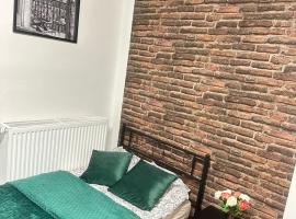 Gästezimmer Paris im Werkmotel, hotel u gradu 'Winhöring'