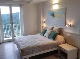 Lilliput Guest House-Noli