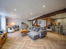 Charming House in the Heart of Senlis Design & Comfort, hotel in Senlis