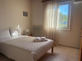 Georgaras Accommodation, Hotel in Platanoússa