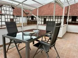 Ruhige,moderne Ferienwohnung im historischen Vierseithof am Nationalpark Hainich bei Eisenach