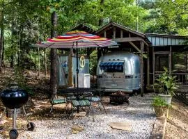 Vintage Airstream Trailer for a Glamping Escape in Alabama