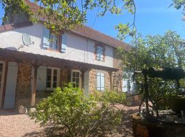 Villa Souvenir, Lenax: Lenax şehrinde bir otel