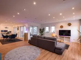 Serviced-Apartment mit Büro-Setup