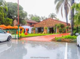 Beyond borders boutique hotel, hotel en Polokwane