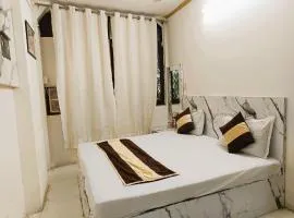 SURYA INN -- 05 Minutes Walk Nizamuddin Railway Station