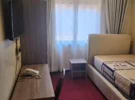 Kaa Highway Hotel