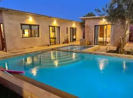 villa avec piscine privé sur Atlas, à Marrakech
