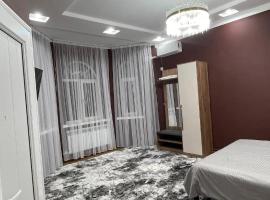 Boston, hotel in Osh